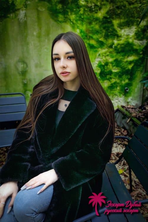 фото 4 из 6: Арабелла, 27 лет, каштановые волосы, спортивное телосложение, европейка