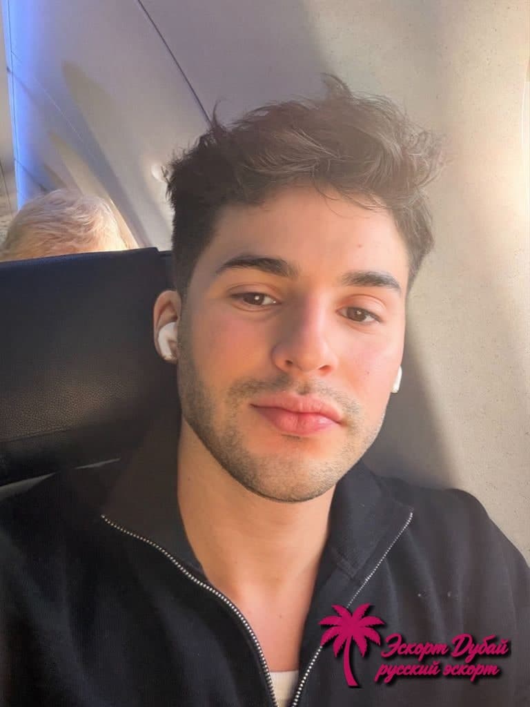 Danteprince, 24 года — фото 6 из 6: спортивное телосложение, европеец, карие глаза