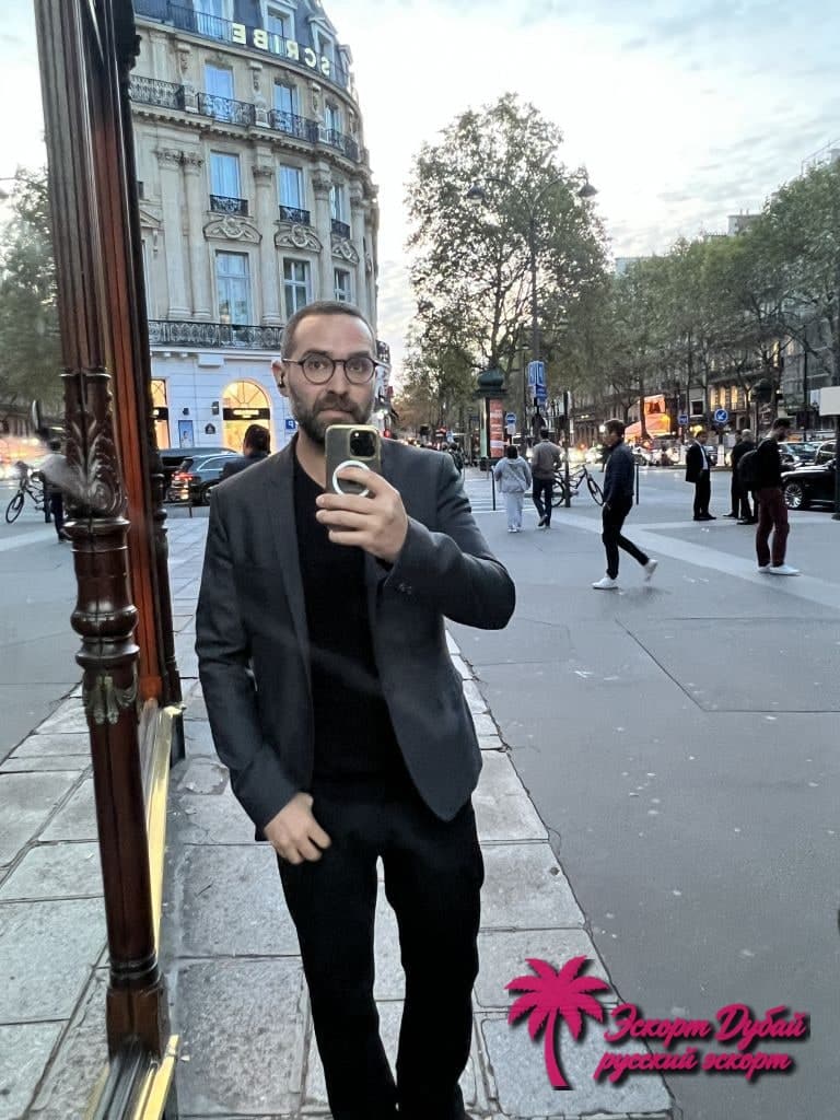 Frenchxl, 38 лет — фото 3 из 6: рост 180 см, чёрные волосы, спортивное телосложение