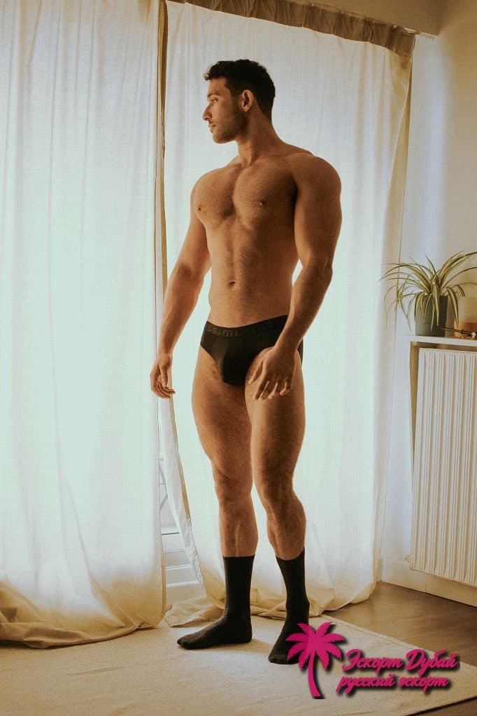 Musclefaisal, 25 лет, спортивное телосложение, арабская внешность, ореховые глаза — фото 4 из 6