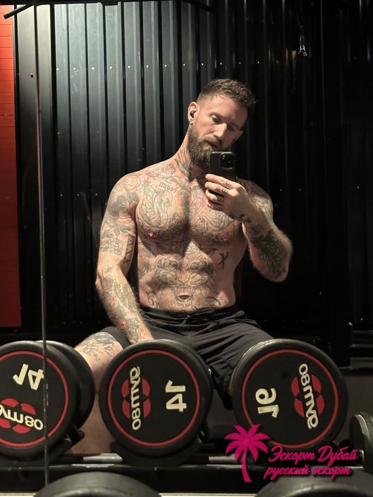Troydanielsxxx, 36 лет — фото 5 из 6: плотное телосложение, европеец, голубые глаза