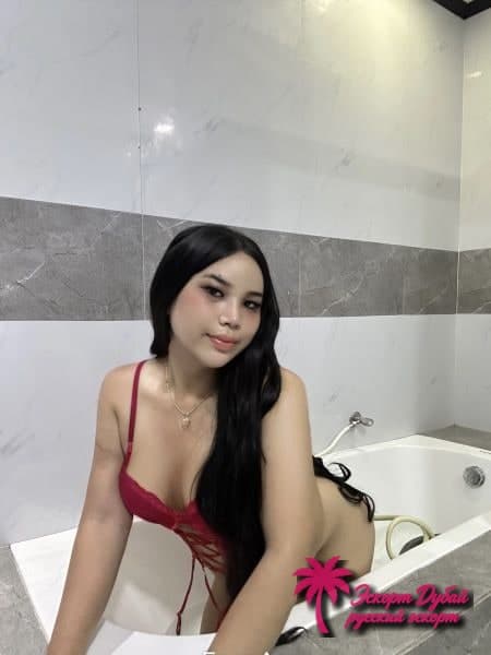 Fuckroxanne, 24 года, чёрные волосы, пышные формы, азиатка — фото 2 из 10