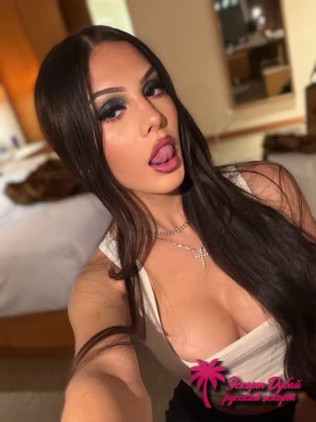 фото 5 из 6: Naughtygirlkeke, 20 лет, чёрные волосы, стройное телосложение, латиноамериканка
