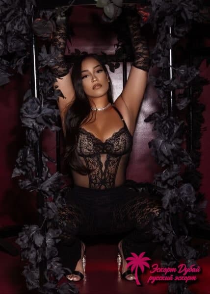 Seductivekylie, 27 лет — фото 1 из 10: карие глаза, рост 167 см, чёрные волосы