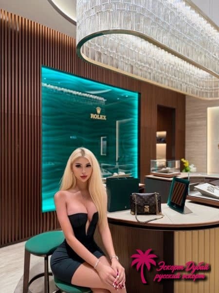 Sexytranswoma, 22 года — фото 2 из 10: светлые волосы, стройное телосложение, азиатка